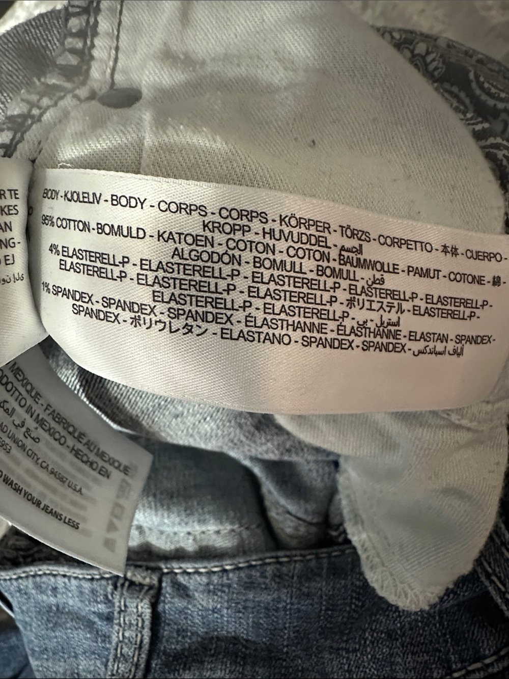 Ariat Women's Dark Blue Flare Jeans size 27S - Picture 4 of 5